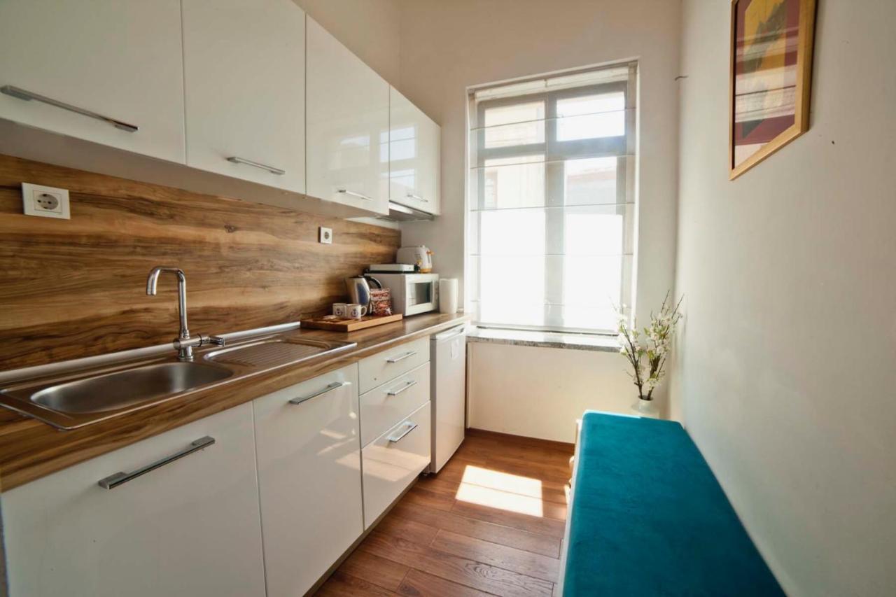Galata Cicek Suites Istanbul Bagian luar foto