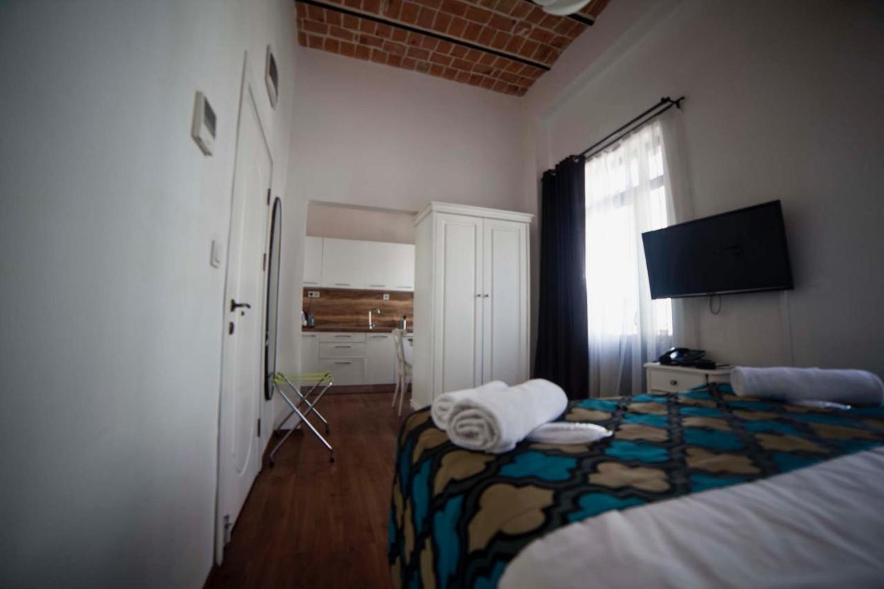 Galata Cicek Suites Istanbul Bagian luar foto