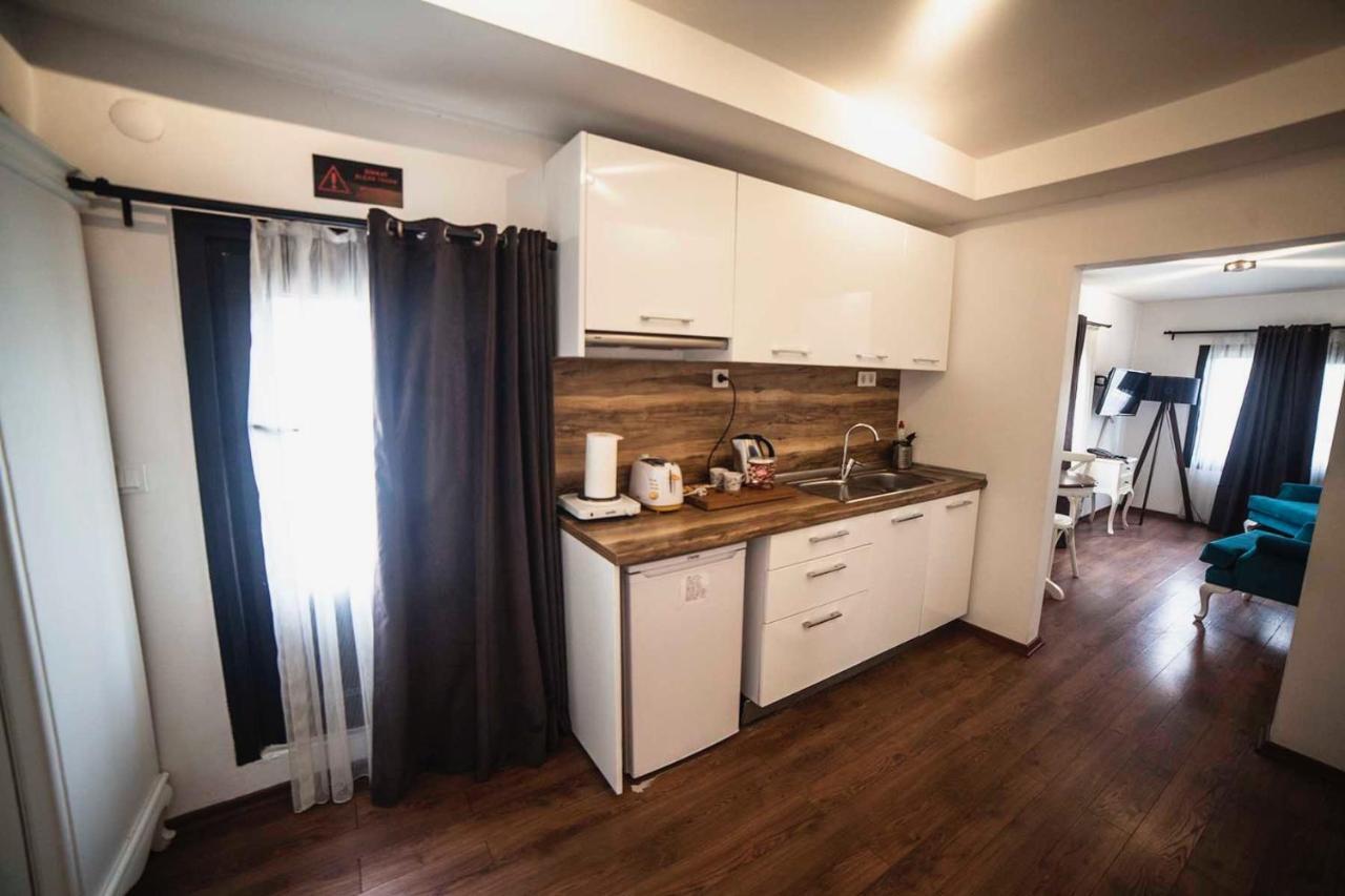 Galata Cicek Suites Istanbul Bagian luar foto
